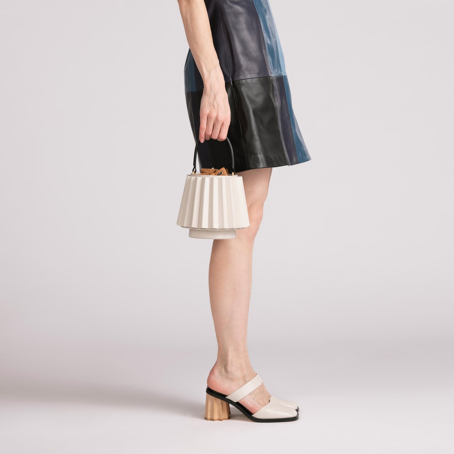 Mini Lantern Bag Pleated - Off White